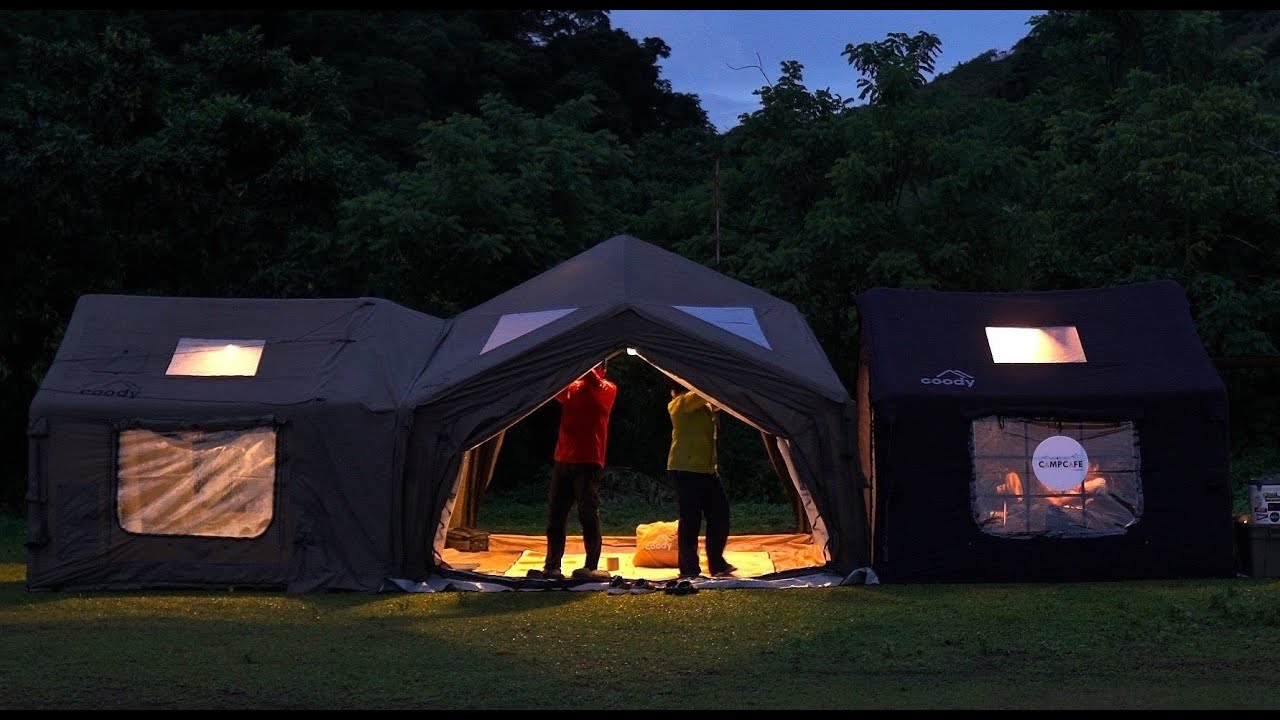 LUXURY TWO BEDROOM CAMPING IN HEAVY RAIN, COODY TENT, CAMPING WITH FRIENDS