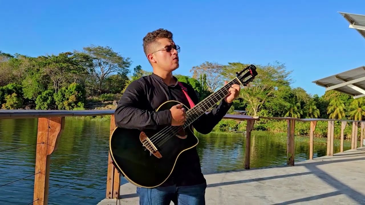 Adner Urbina - Mi Linda Granada (Video Oficial)