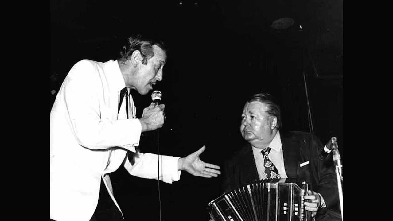 Roberto Goyeneche con Aníbal Troilo y su Orquesta Típica - Barrio de Tango