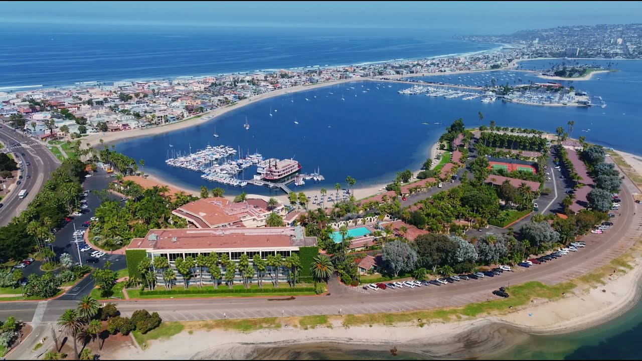 Bahia Resort Hotel - San Diego Resort Tour