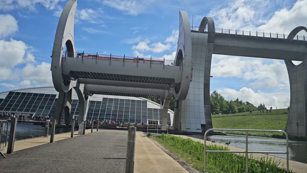 Falkirk wheel , view from the other side.