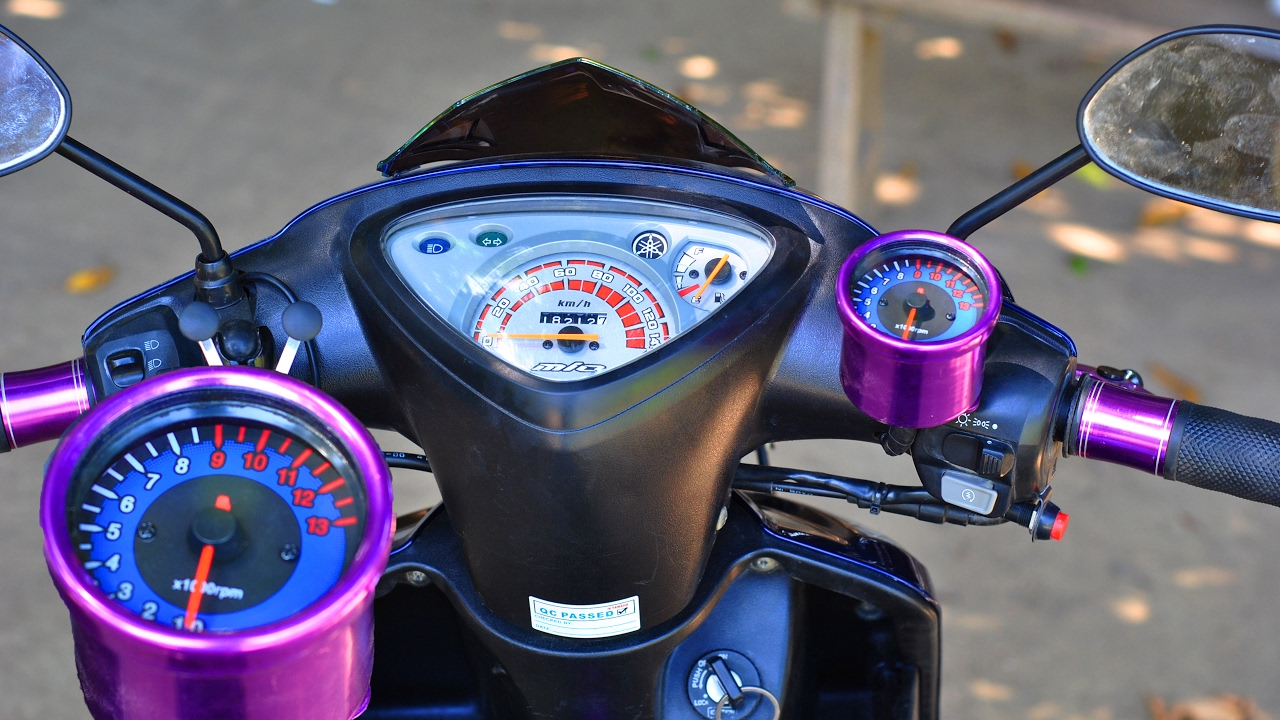 MIO MOD TACHOMETER /RPM GUAGE