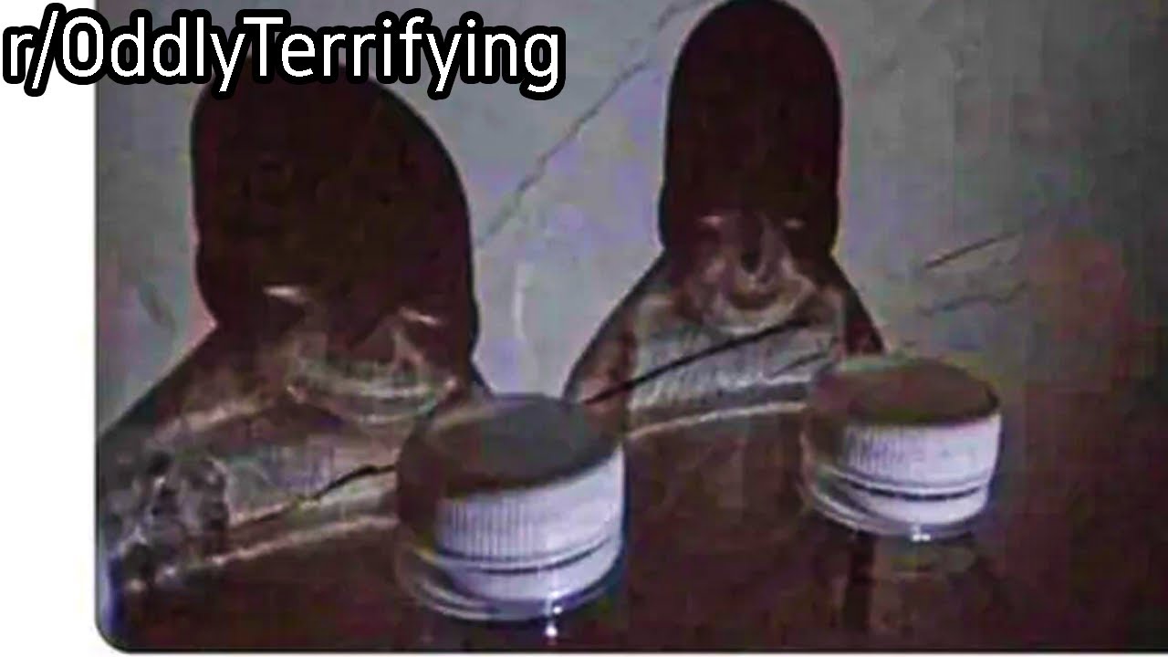 r/OddlyTerrifying | Reflections in a Water Bottle...