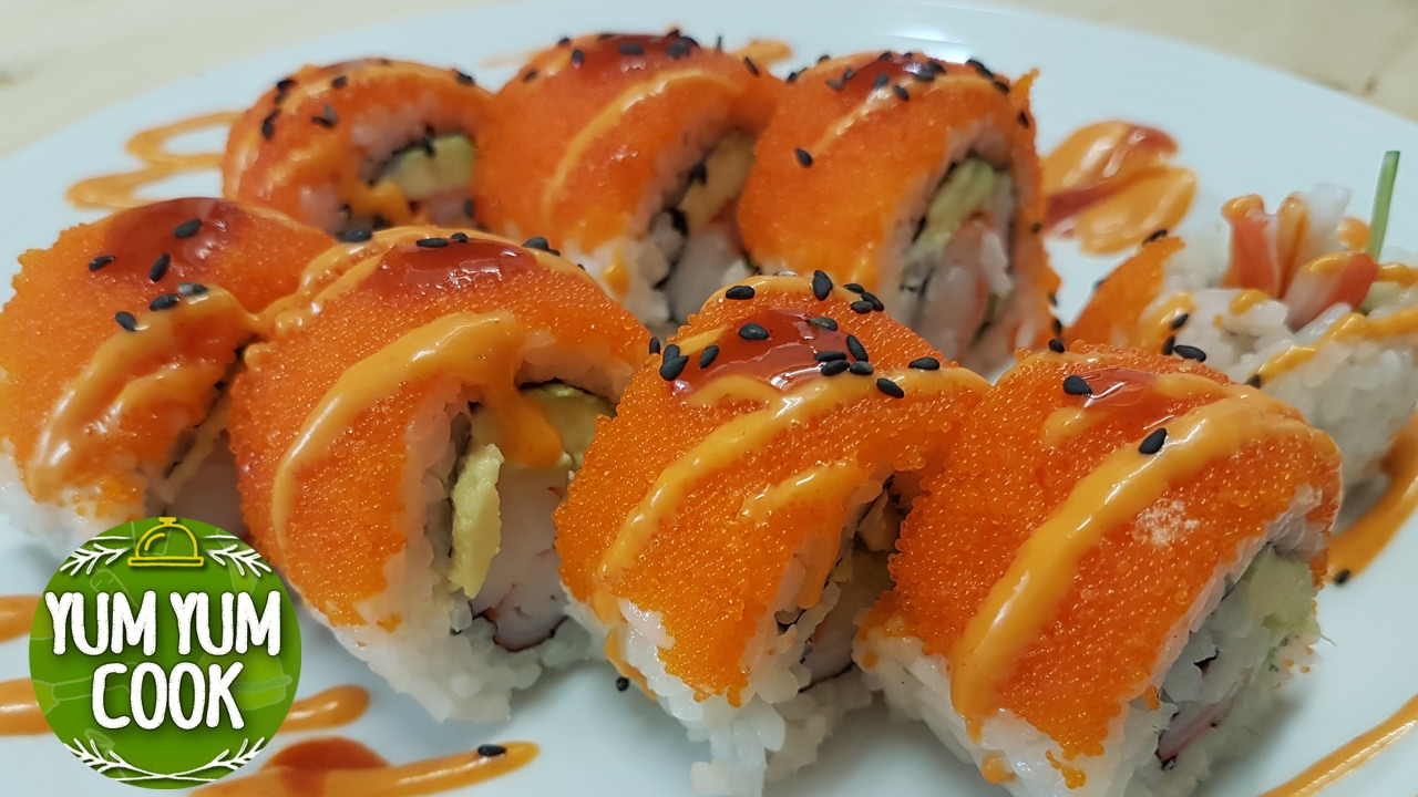 Orange Masago California Sushi Roll | YumYumCook 캘리포니아롤과 날치알로 만든 맛있는 롤 김밥 래시피 대공개