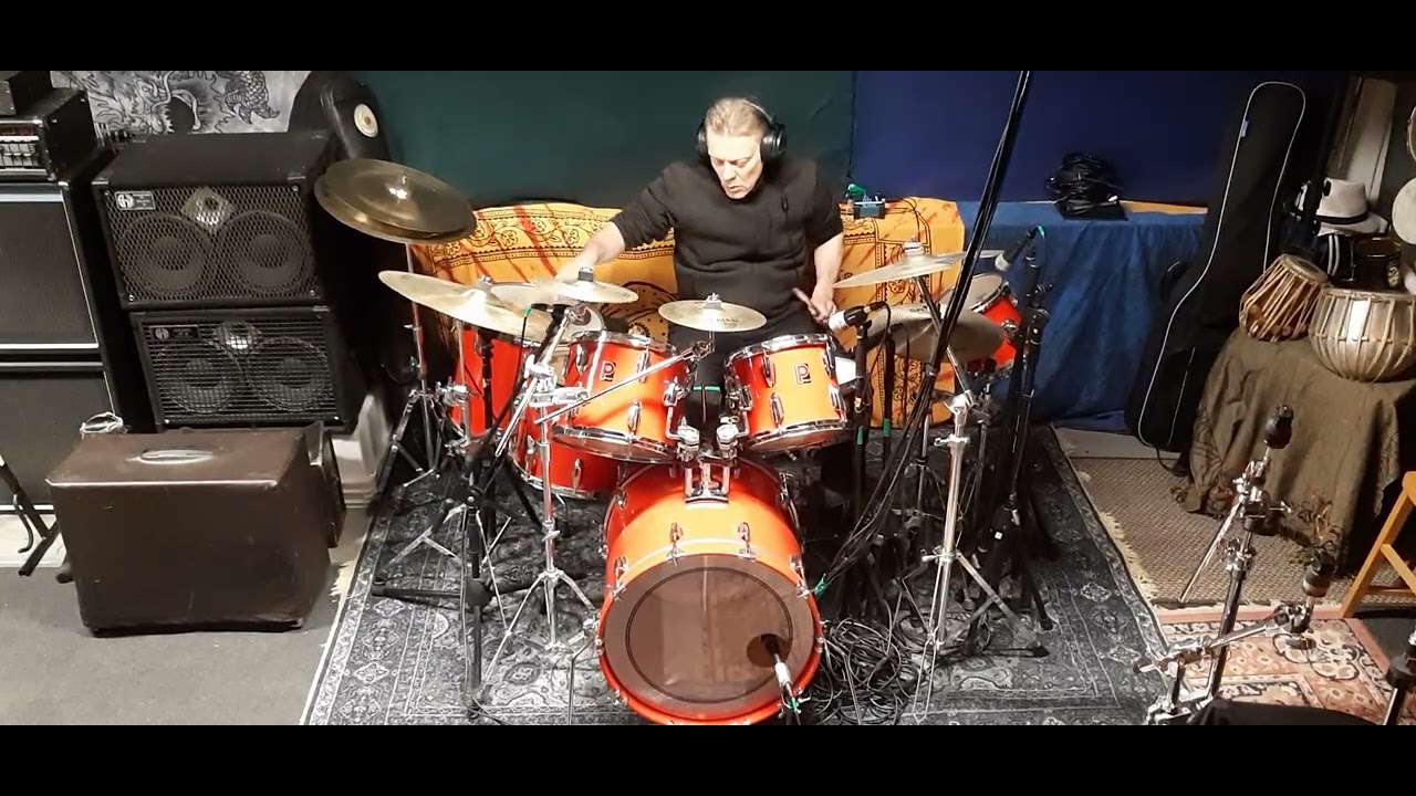 Petri Rinne Drums plays Steely Dan-Reelin' in the Years 01.02.2026.Turku Finland. 