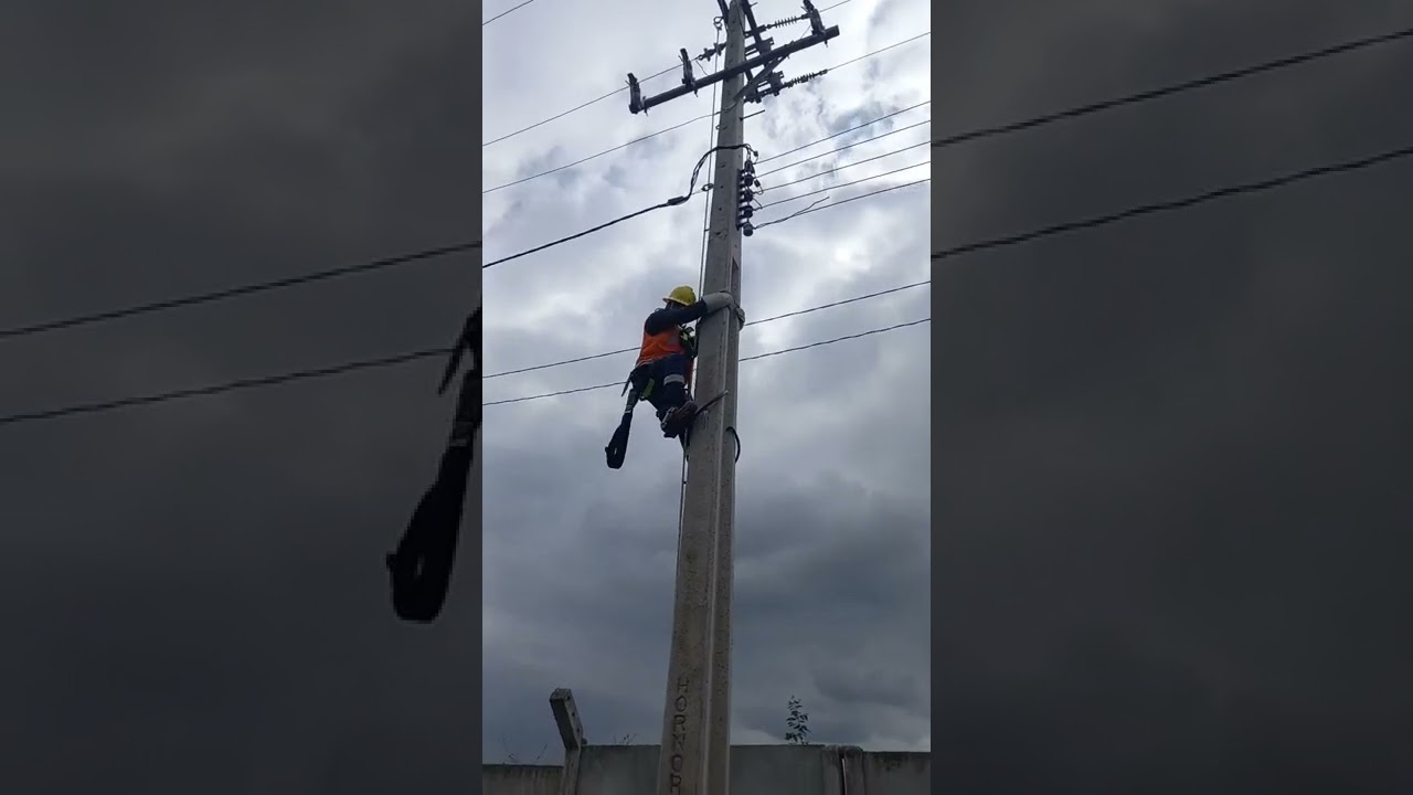 escala en poste  cuadrado con trepadoras Talca chile entrenamiento