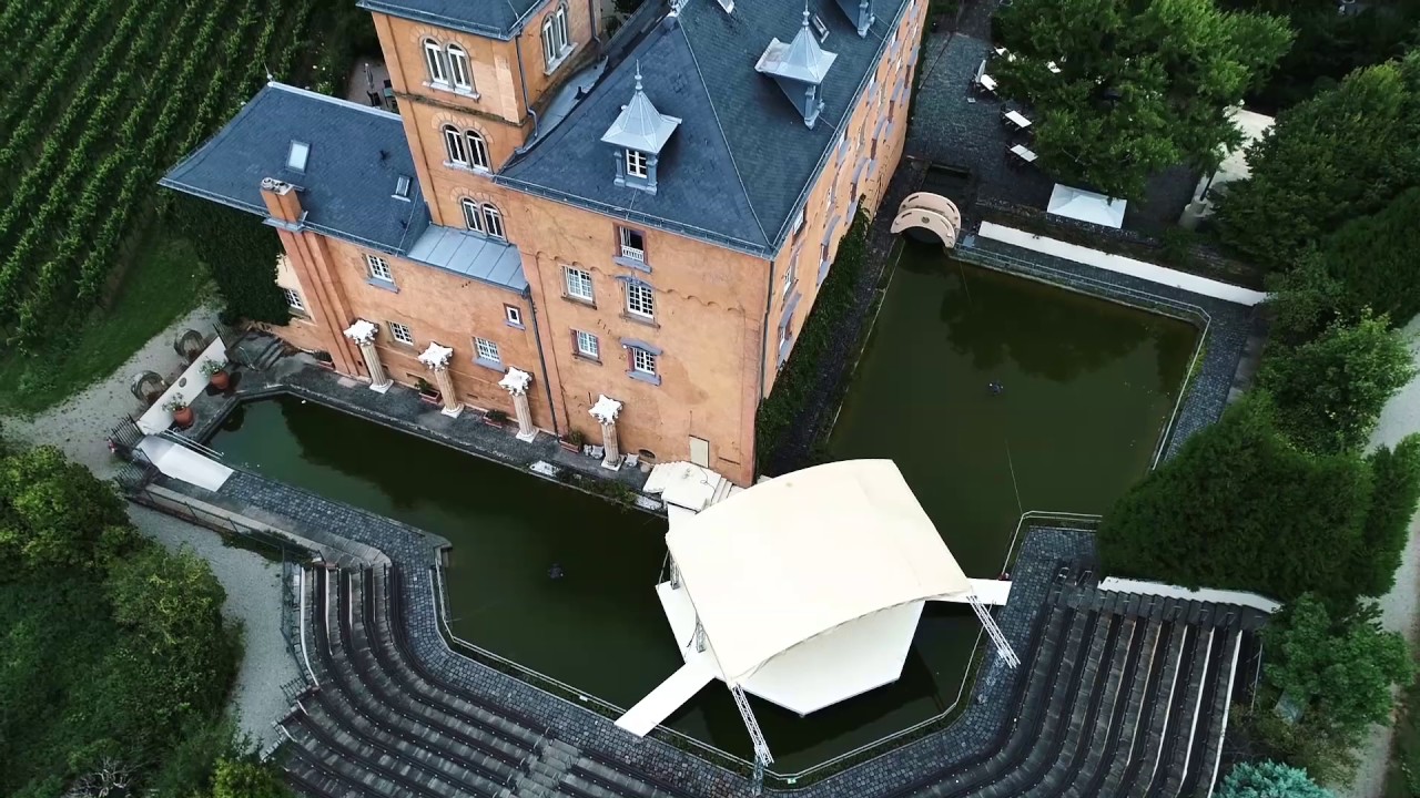 Die Südpfalz von Oben  Schloss Edesheim
