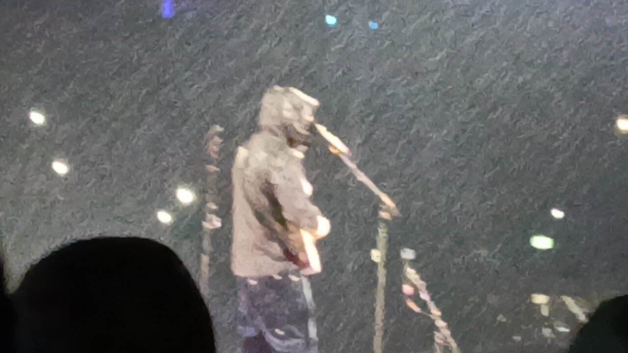 Ed Sheeran proves his best gigs are in the rain! Loop Tour Jan 24 Chch, Aotearoa, NZ. Perfect.