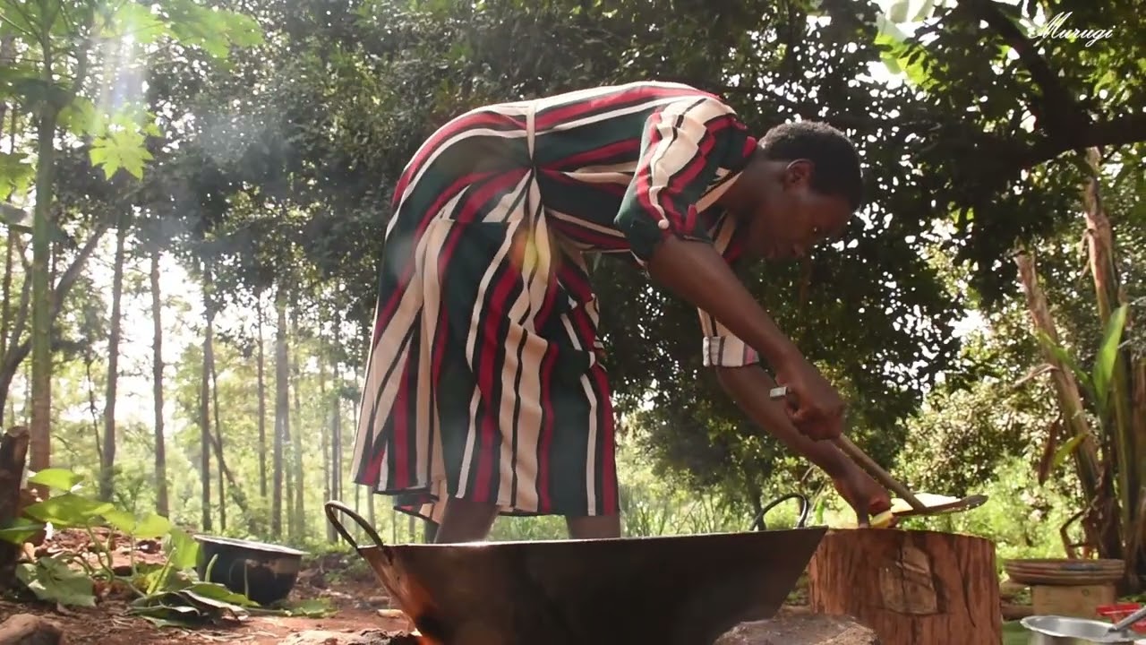 HARVESTING POTATOES IN THE FARM AND MAKING CRUNCHY POTATO CHIPS #asmrvillage #cooking