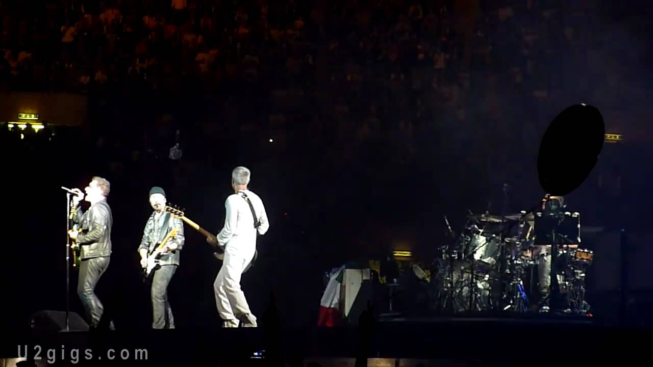 U2 Rome 2010-10-08 Bad w/ All I Want Is You - u2gigs.com