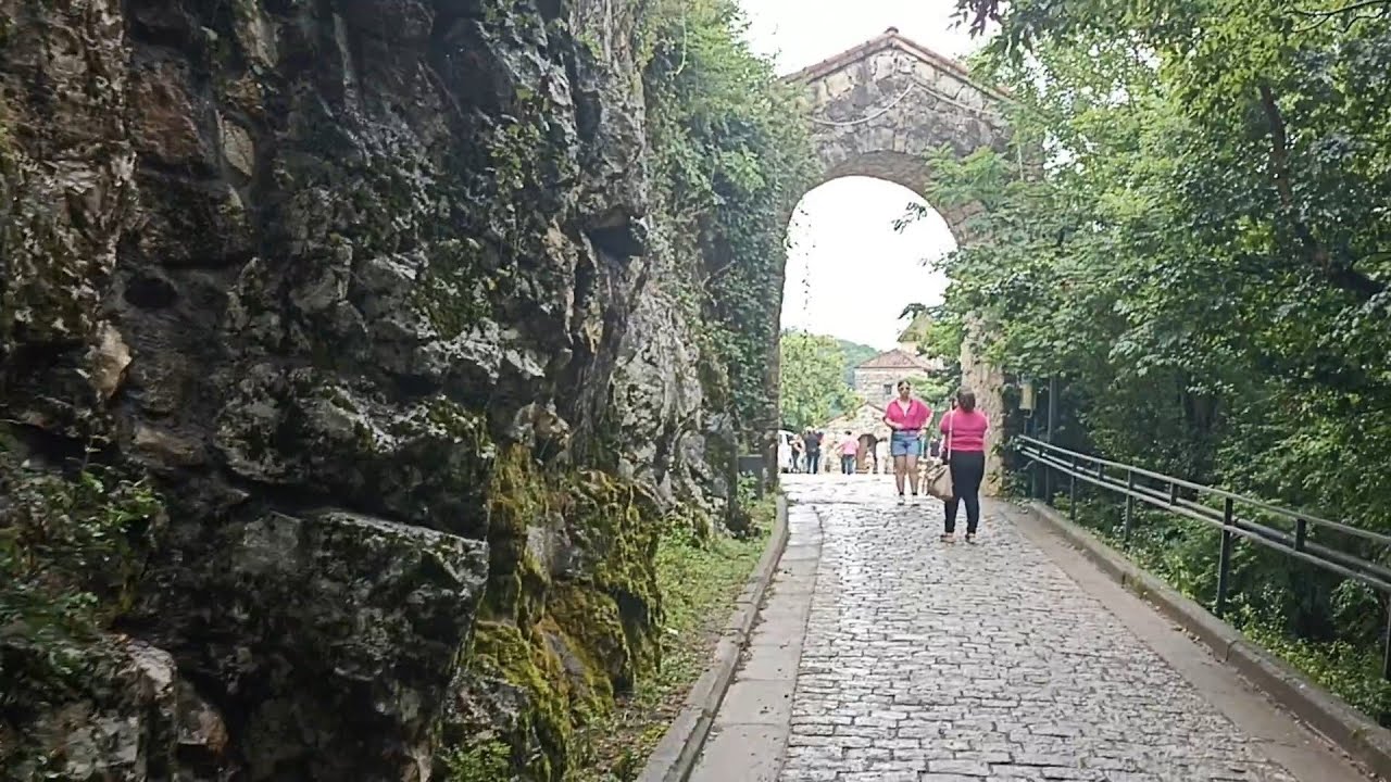 Кутаиси 21.06.2024 (дорога к Моцамета - монастырь Святых Давида и Константина)