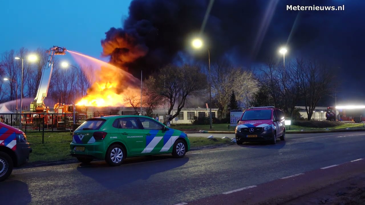 Grote brand in Groningse Farmsum
