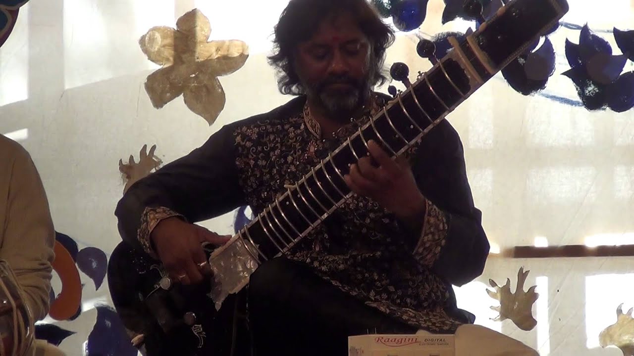 Raag Basant Mukhari by Avaneendra Sheolikar @ Cultura dello Spirito 2013