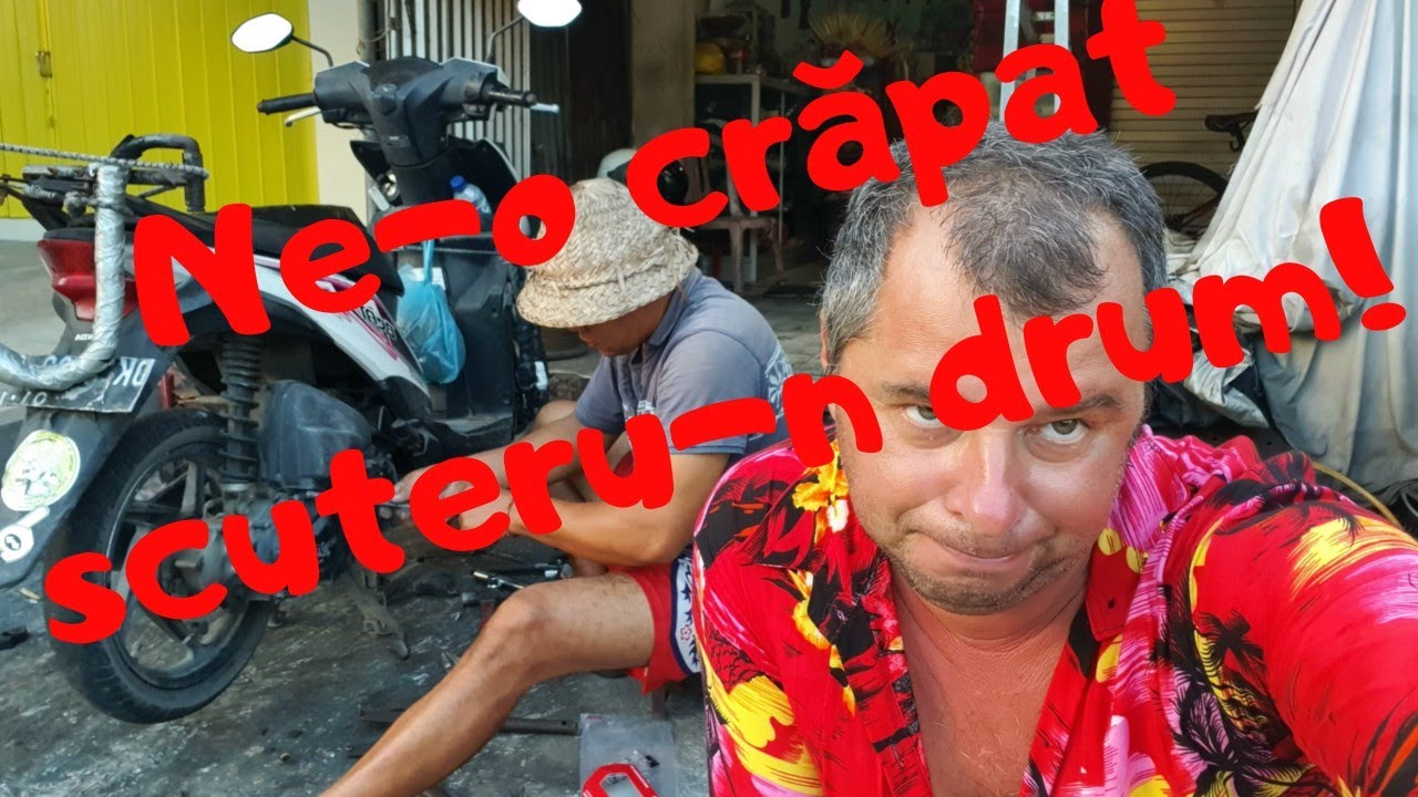 Ne-o crapat scuteru-n drum!!! Am fost furați de maimuțe in Bali!!!