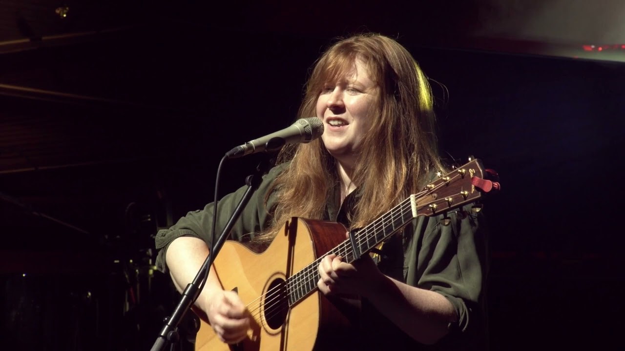 Holly Clarke - In Dublin's Fair City (Live from The Glasshouse International Centre for Music)