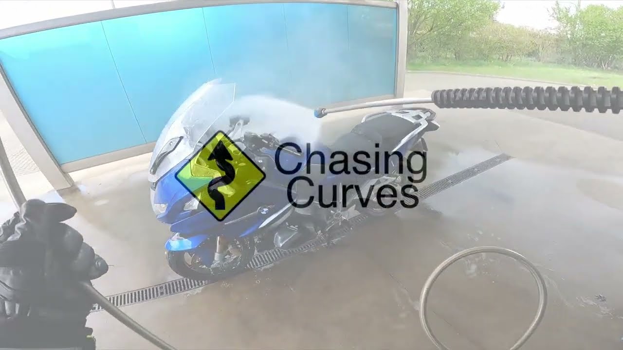 BMW R1250RT: Cruising in Excellence - In-Depth Review and Ride Experience Русские субтитры!