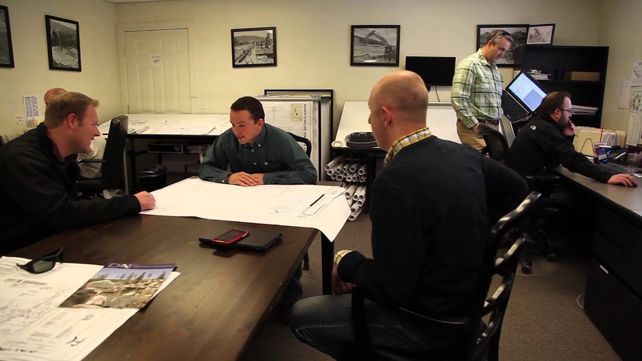 Construction Management Jobs: What you can do with a degree in construction management.