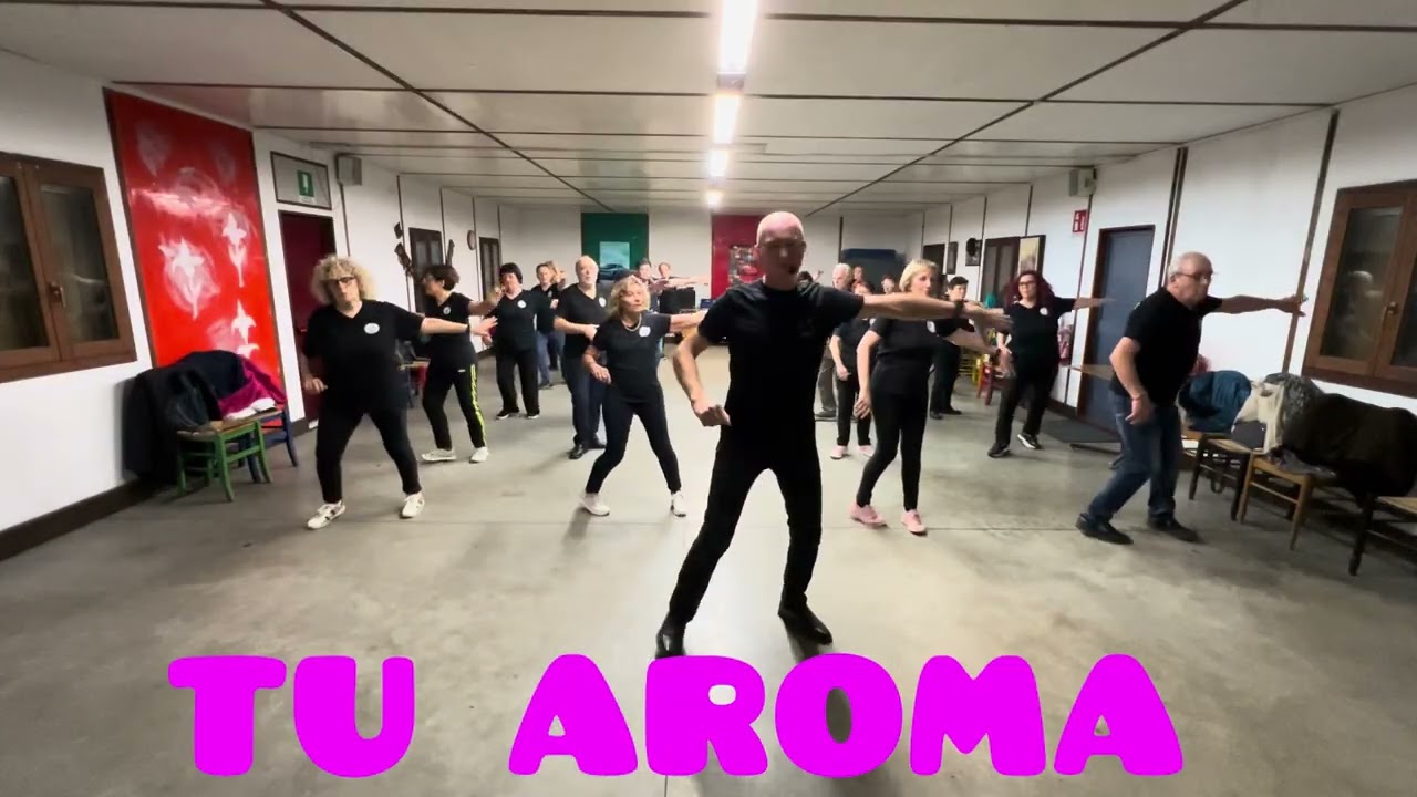 TU AROMA coreografia Angela Angy Dance e Hantos Djay eseguita dalla scuola di ballo R.G. DANCE 