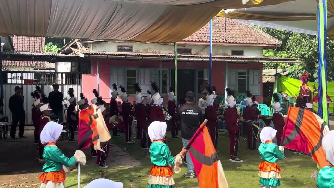 Drum band di haflah ijtihad akhirus sanah Darul Falah!!!