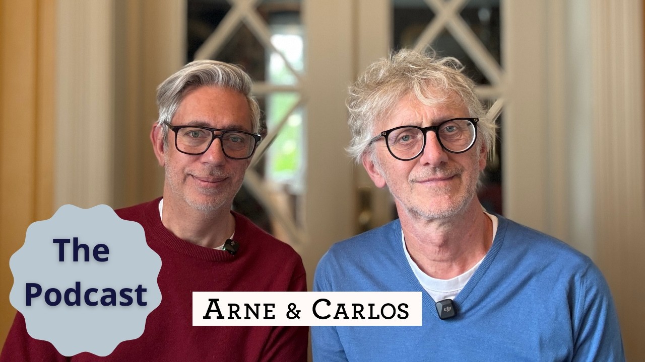 Welcome back to Sit & Knit for a Bit with ARNE & CARLOS! 🧶🌍
