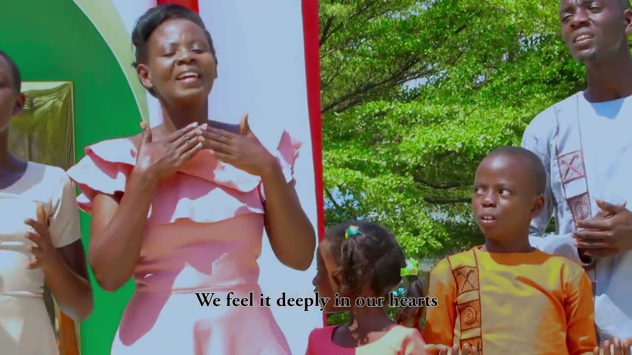 Muze Abakunda Imana by Uwimana Christine official Video 