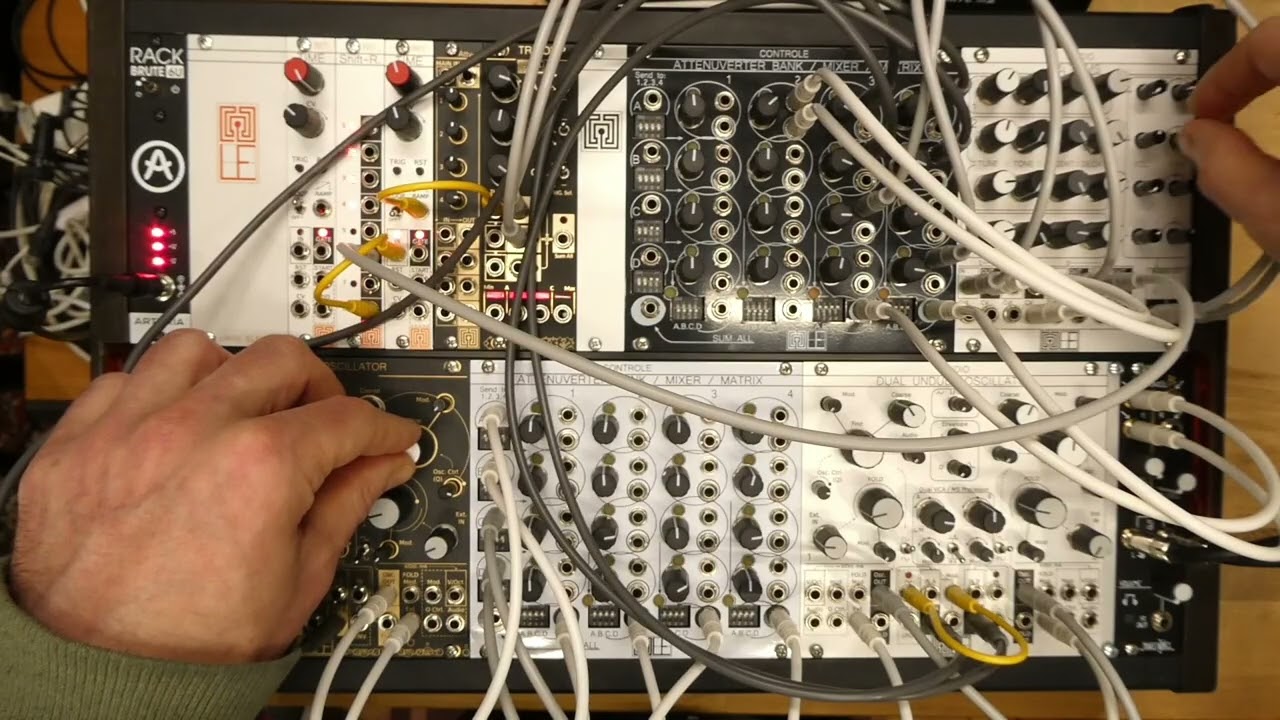 Hommage à Eliane RADIGUE