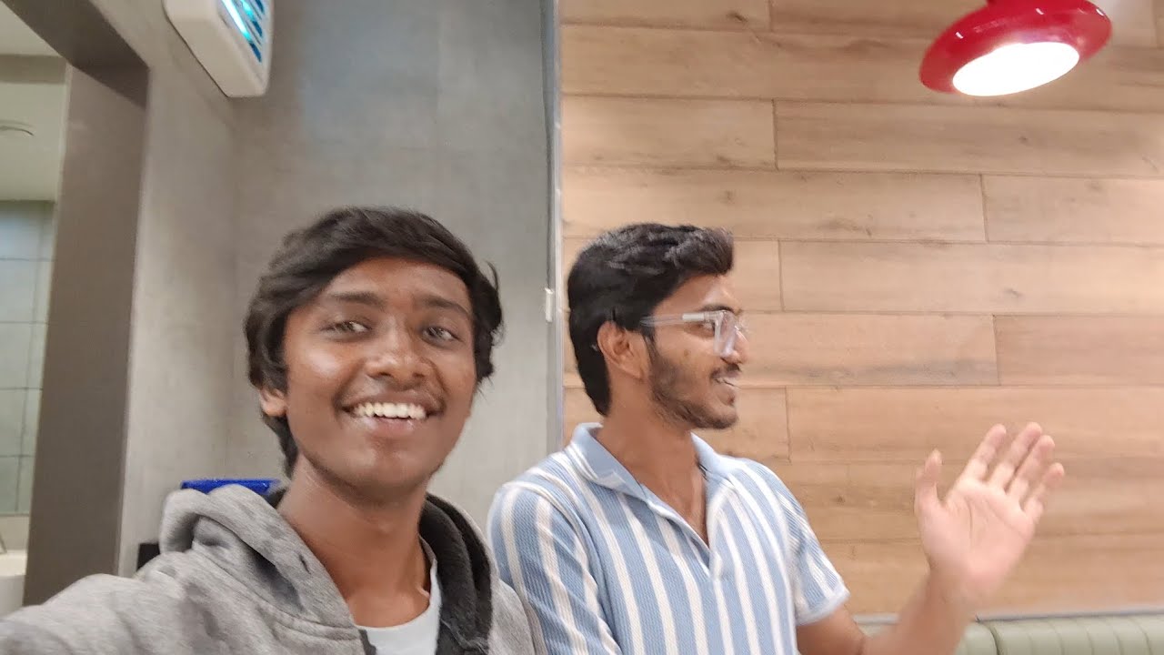 Aaj bablu ke saath burgerking me aagaya 