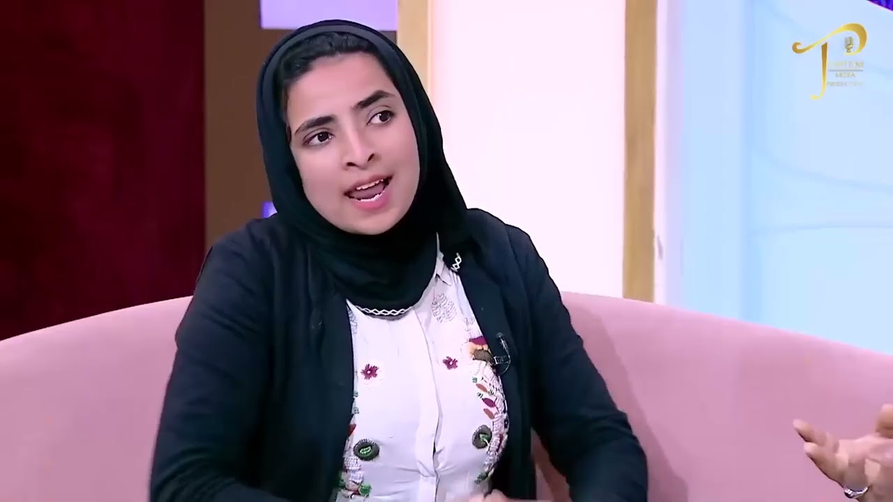 الراجل مش طايق مراته وعمال يغلط فيها علي الهوا وقدام الناس كلها😮 ياترى ايه رد فعلها ؟!!🤣🤦💔