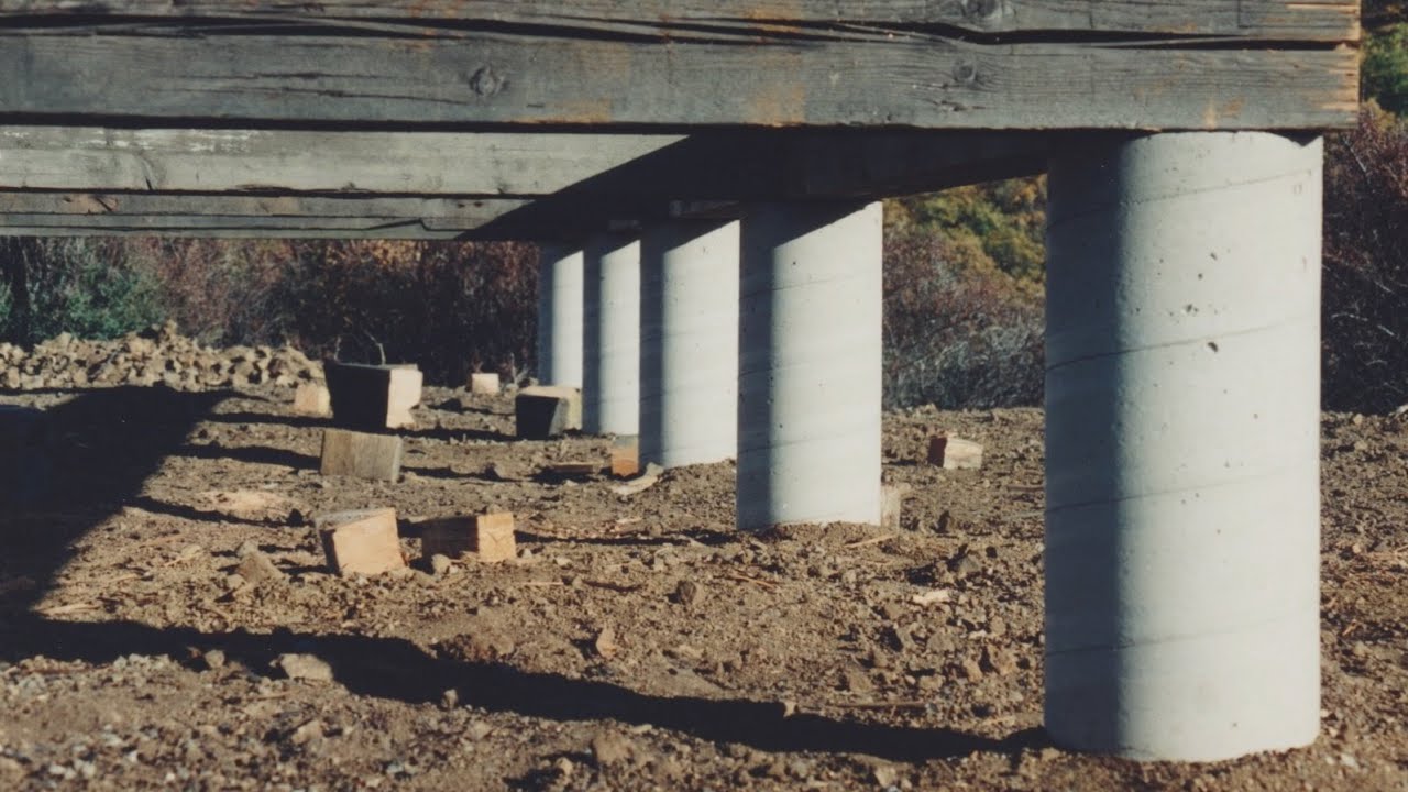 Vertical-log-house #2 floor