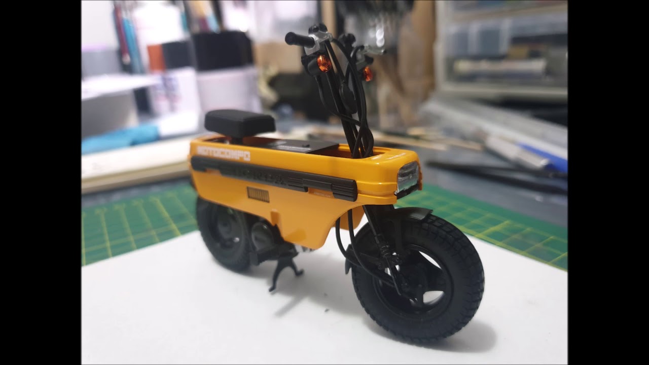 1/12 Aoshima 1981 Honda Motocompo