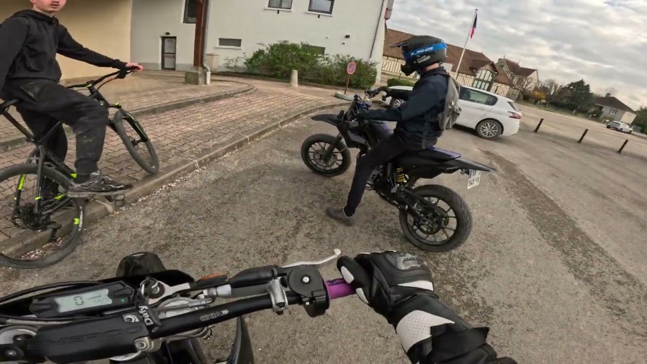 Lisez la description avant de regarder la vidéo