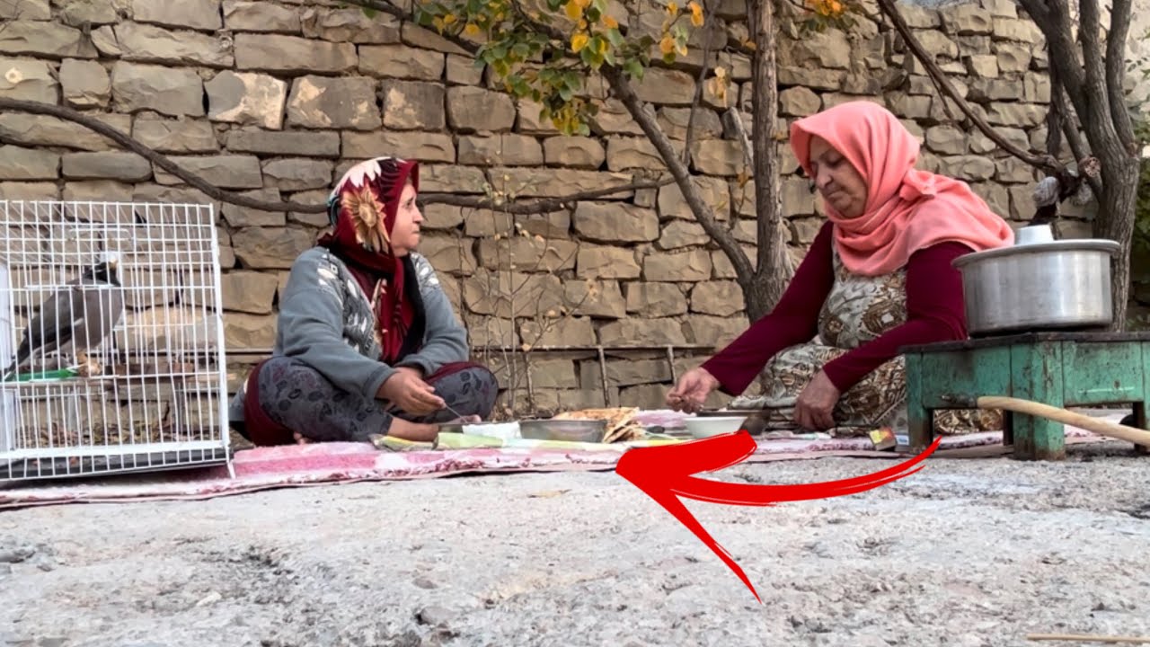 A cozy day in an Iranian village/The routine of rural life/The intimacy of a rural family