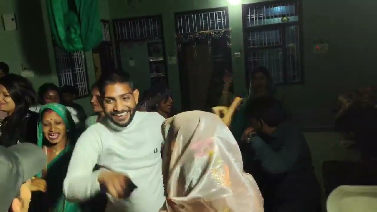 Full masti 