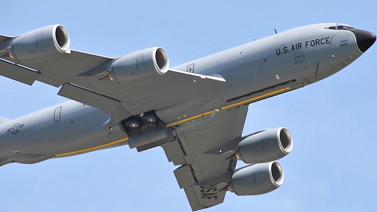 KC-135 Takeoff and Landings at Joint Base McGuire–Dix–Lakehurst