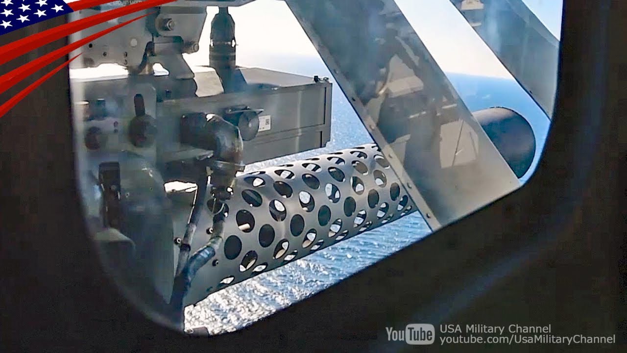 汎用ヘリコプターに超強力20mmガトリング砲(M197)を搭載