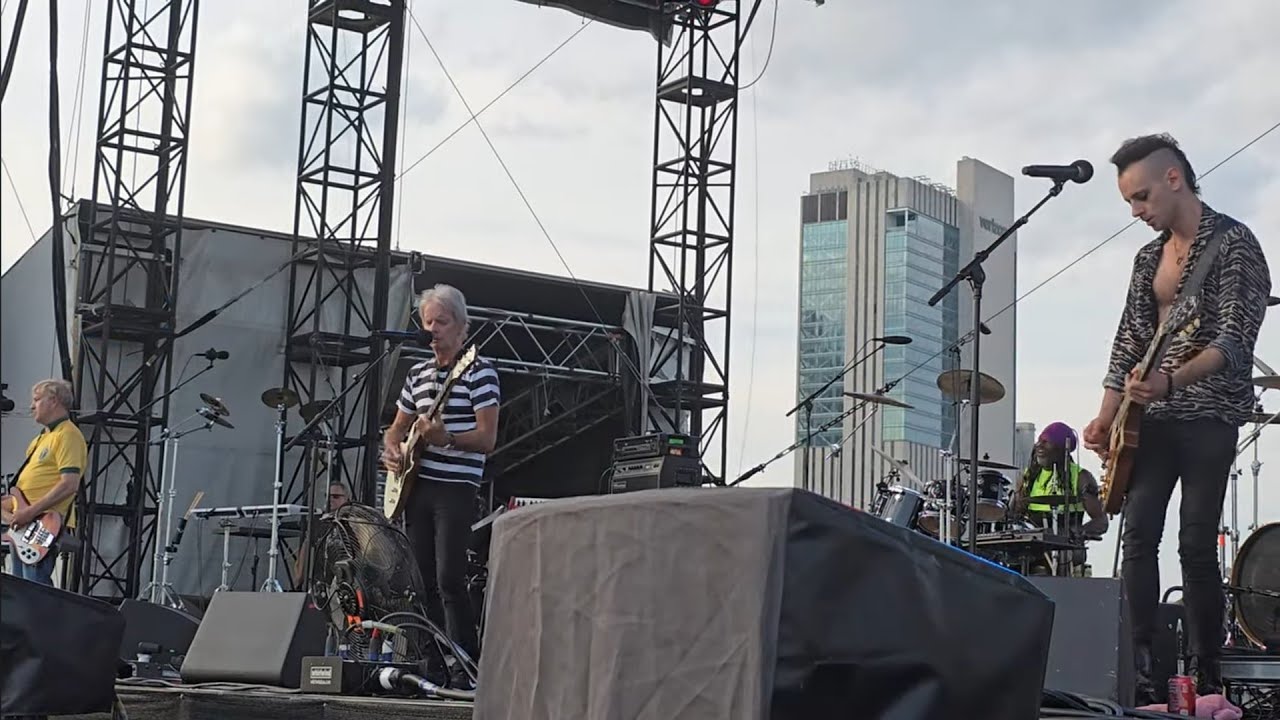 The Vapors - Turning Japanese Lost 80s Live New York 2025