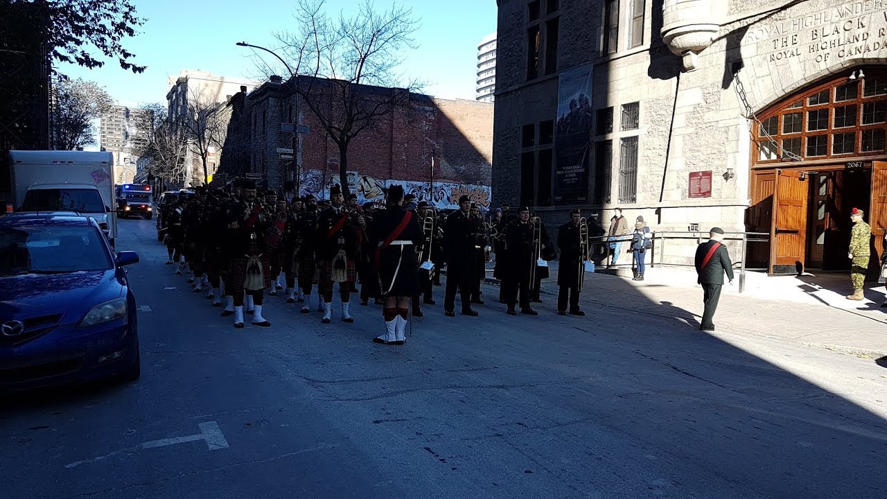 Jour Du Souvenir - Remembrance Day - Black Watch  - Part I - Montréal 2017 / 4K