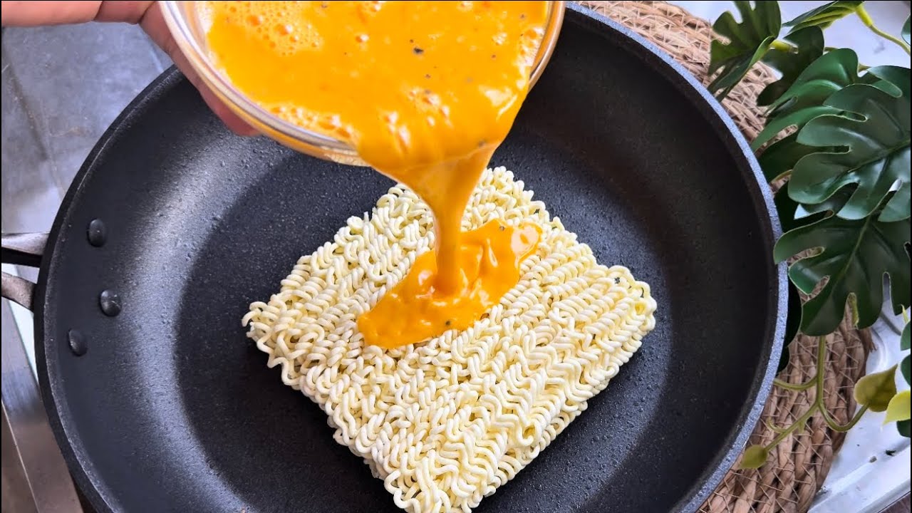 Quick and easy recipe! Even when you don’t have time-I cook it every day-Pour eggs over the noodles.