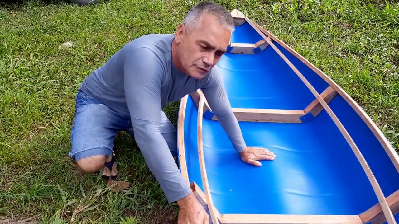 canoa de duas bombona concluída é teste na água  (parte final)