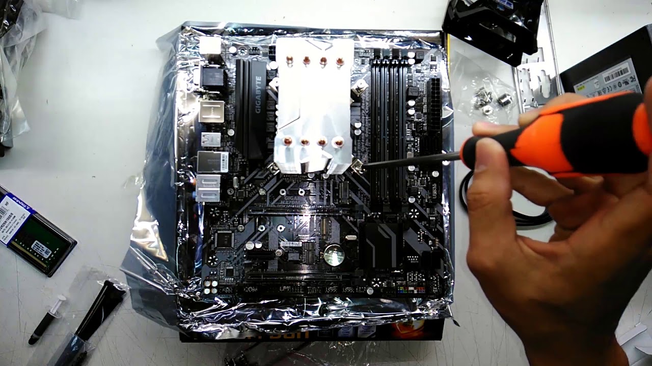 intel Core i5 8400 Gigabyte H370M D3H Cooler Master Hyper H411R Corsair TX650M
