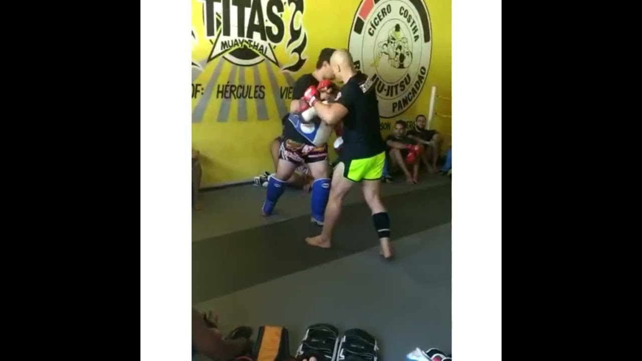 Clinch no treino de aparador - Seminário em Alagoas em 2019.