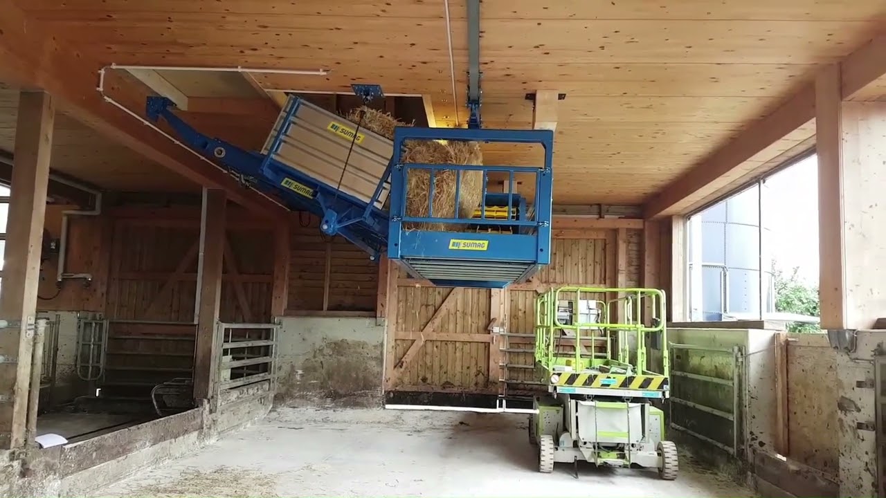 Ballenauflöser EM250 im Einsatz