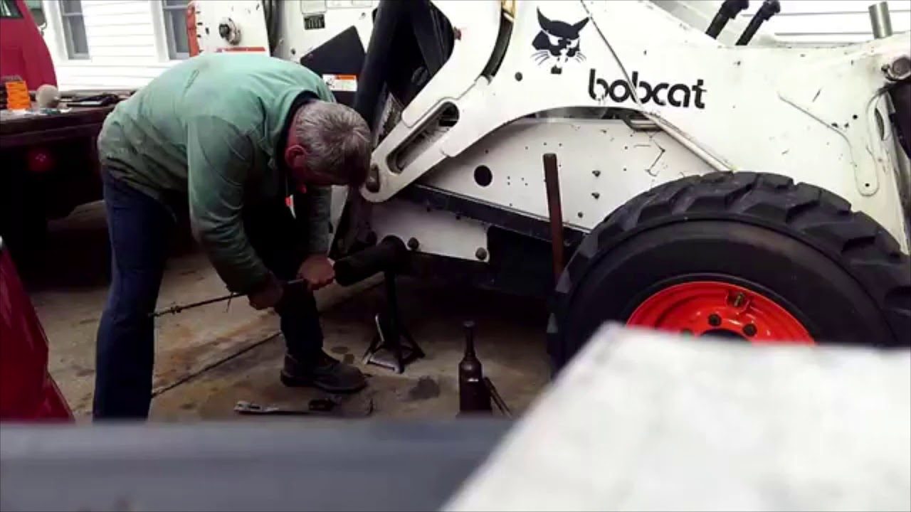 Bobcat Tutorial - Wheel bearing and Shaft seal