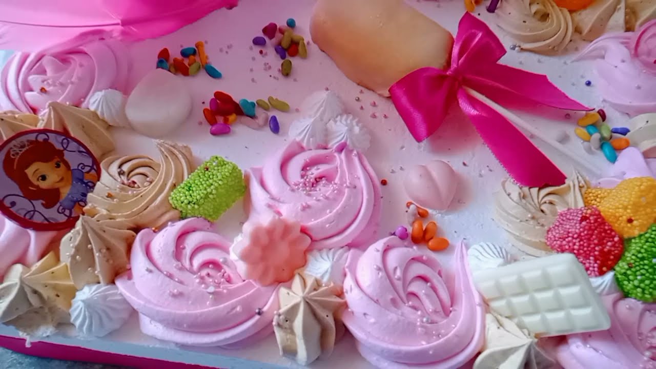 طلبية كيكة عيد ميلاد للبنوتات كيوت بزاف جبتلكم الحل نوعية لكرام شونتي مدة الخفق حتى يضاعف حجمها