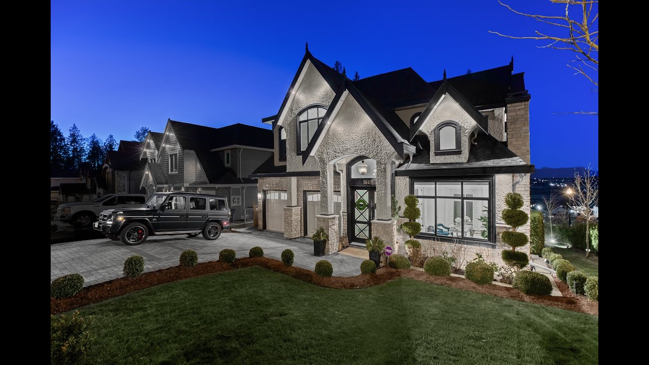 16697 30A Avenue, South Surrey