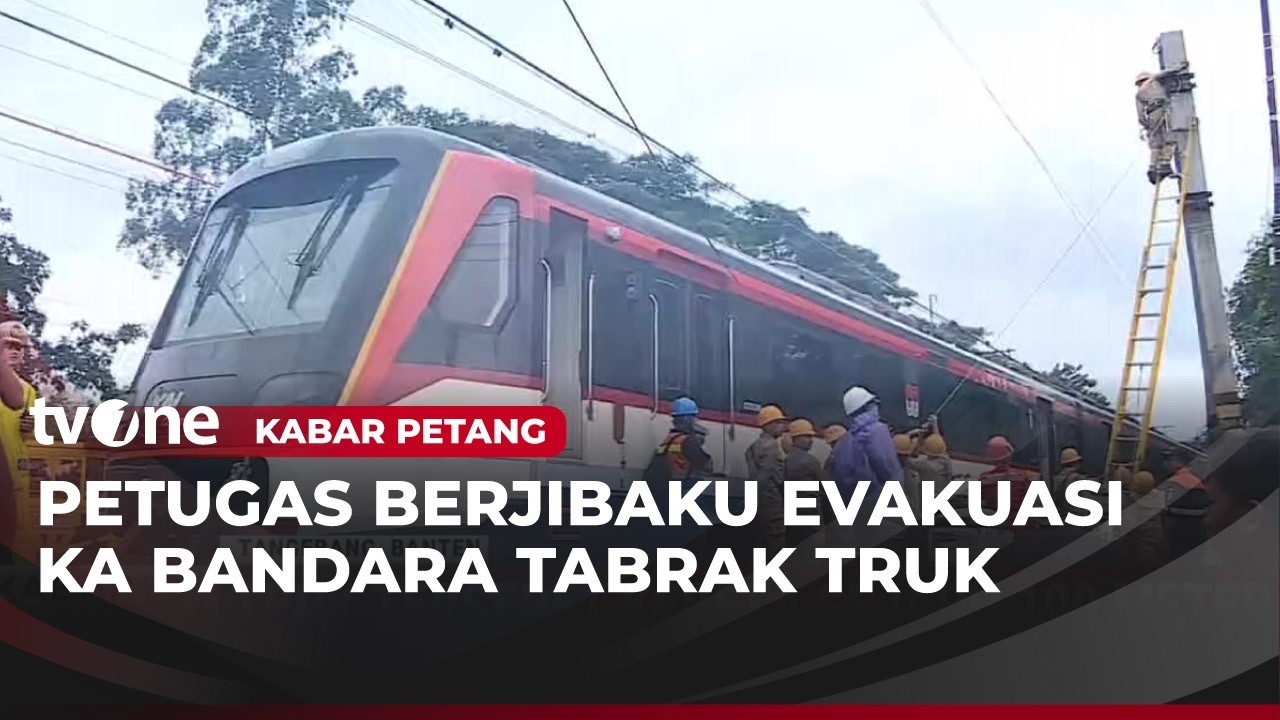 Petugas Berjibaku Evakuasi KA Bandara di Poris Tangerang | Kabar Petang