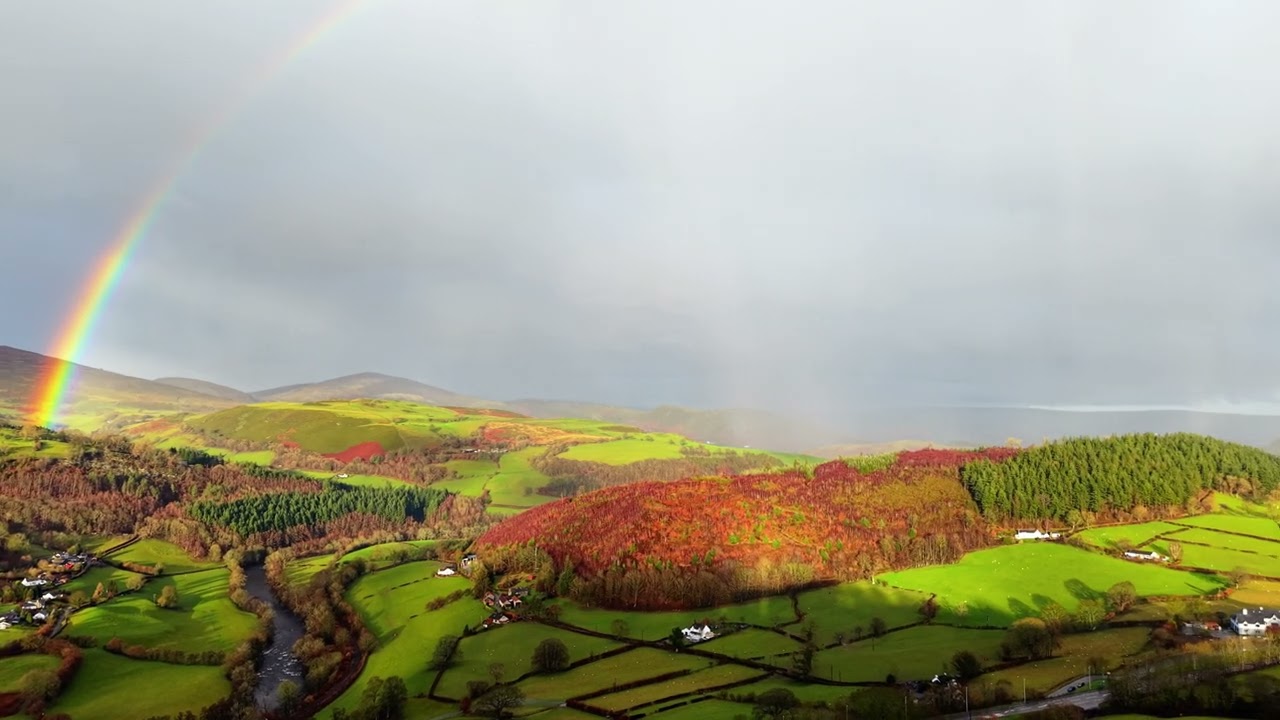 Wales 🏴󠁧󠁢󠁷󠁬󠁳󠁿 and rainbows 🌈 
