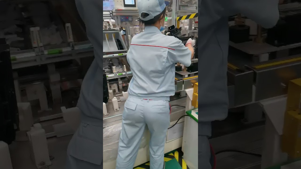 自動ネジ締め機