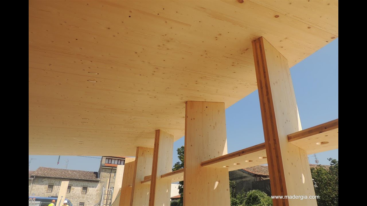 Construcción con Panel de Madera Contralaminada CLT