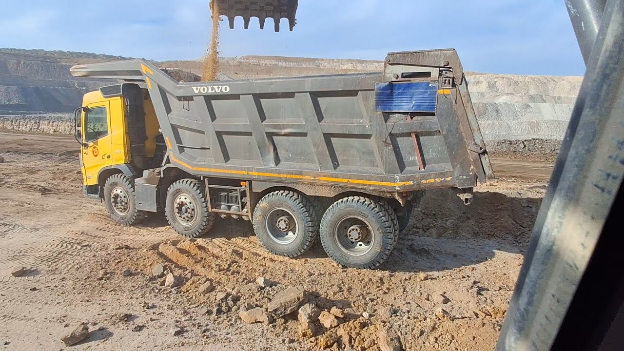 #video backhoe digging excavator caterpillar 480&Volvo cat350 4k mining balu mixx full loading Ishar
